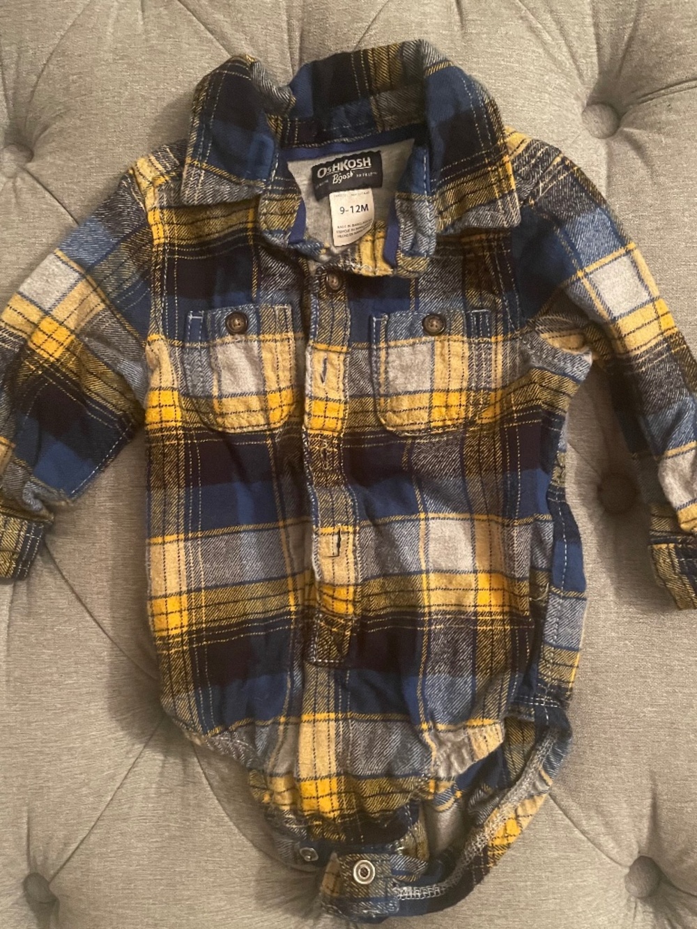 OshKosh B'gosh Baby Yellow Navy Plaid Flannel Bodysuit 9-12M